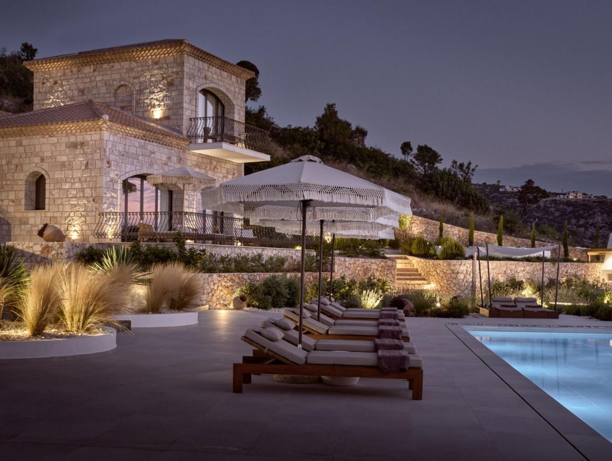 Rebek Luxury Villas & Suites *